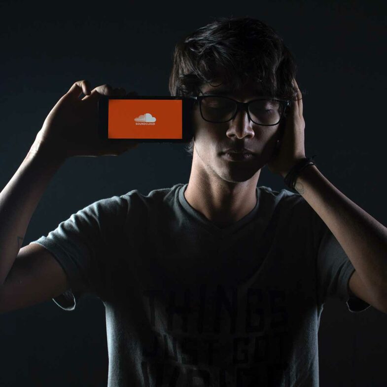 Should You Upload Music To SoundCloud?
